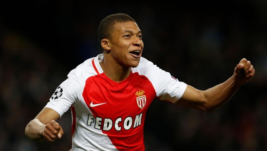 Ligue 1 l'équipe type du mois d'avril.
