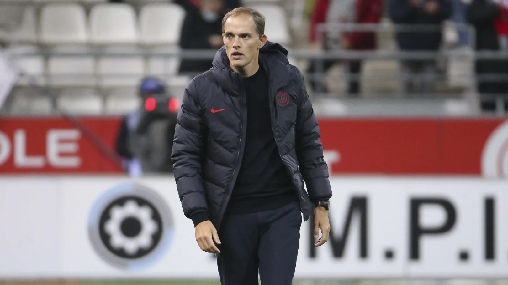 PSG : Leonardo recadre et remet en question l’avenir de Thomas Tuchel