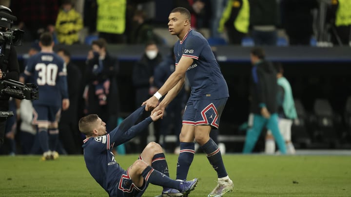 Les coulisses du vestiaire parisien après l’élimination en Ligue des Champions