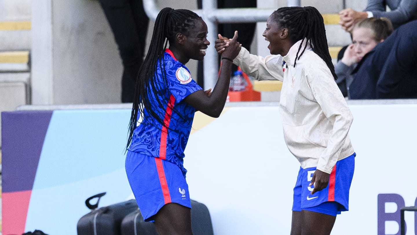 Aïssatou Tounkara vs Griedge Mbock