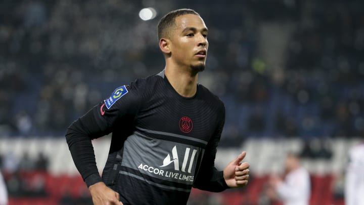 Un nouveau joueur du PSG écarté du groupe