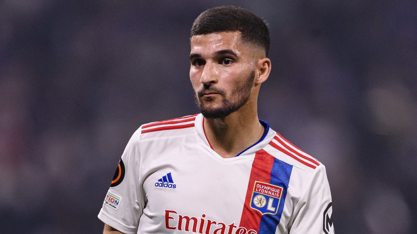 Houssem Aouar , olympique Lyonnais