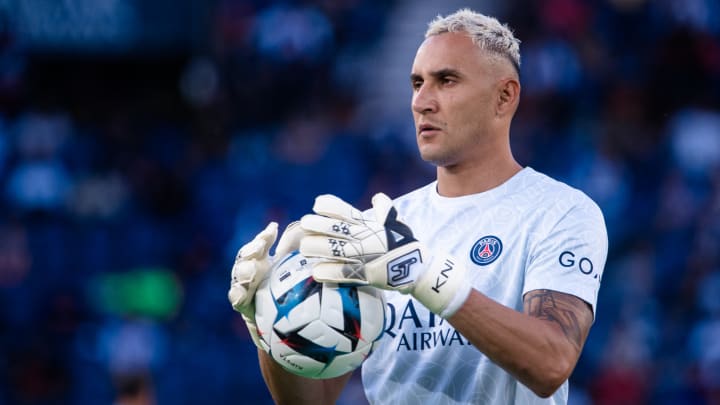 Keylor Navas, Paris Saint-Germain, Olympiakos