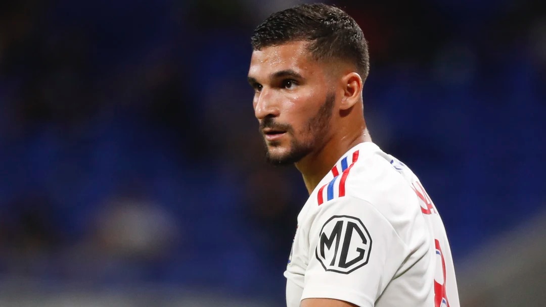 Houssem Aouar se livre sur son faux-départ de l'OL lors du dernier mercato d'été