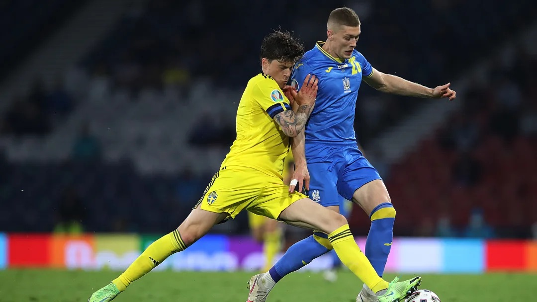 L'UEFA n'augmentera pas à 32 le nombre d'équipes qualifiées pour l'Euro, qui restera à 2 4 nations