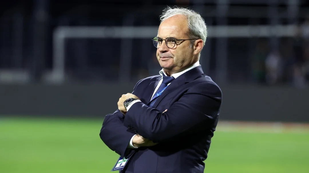 VIDÉO : Luis Campos dément les rumeurs de départ de Kylian Mbappé