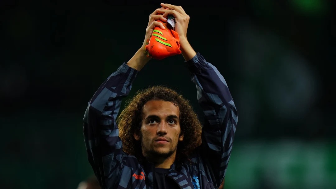 VIDEO : Le bel hommage de Juninho au milieu de l'OM Mattéo Guendouzi