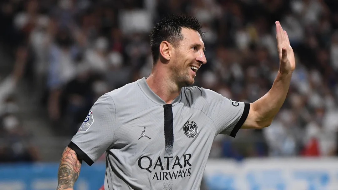 VIDEO : La nouvelle pub foot incroyable de Pepsi avec Lionel Messi, Paul Pogba et Ronaldinho !