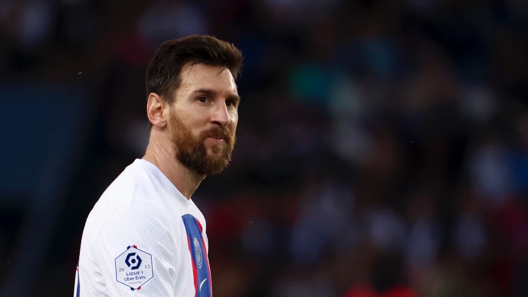 Lionel Messi voudrait prolonger avec le PSG la saison prochaine