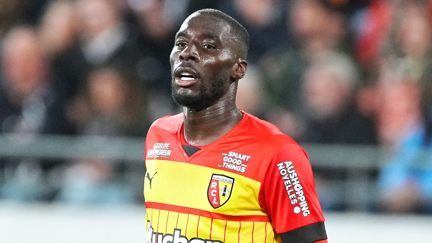 VIDEO : Le superbe but du défenseur du RC Lens Massadio Haïdara