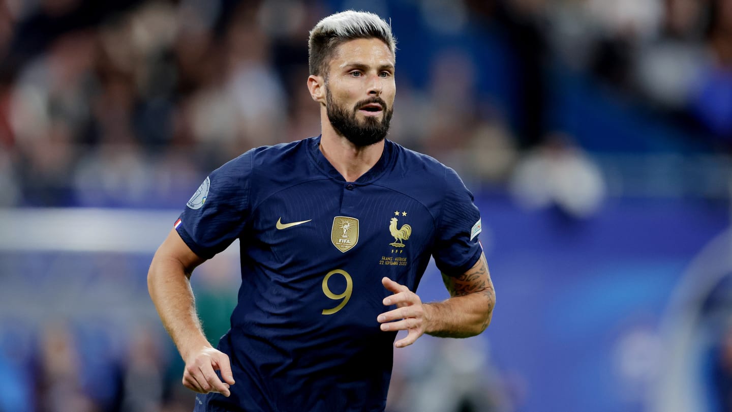 VIDÉO : Olivier Giroud fait visiter sa chambre d'hôtel au Qatar