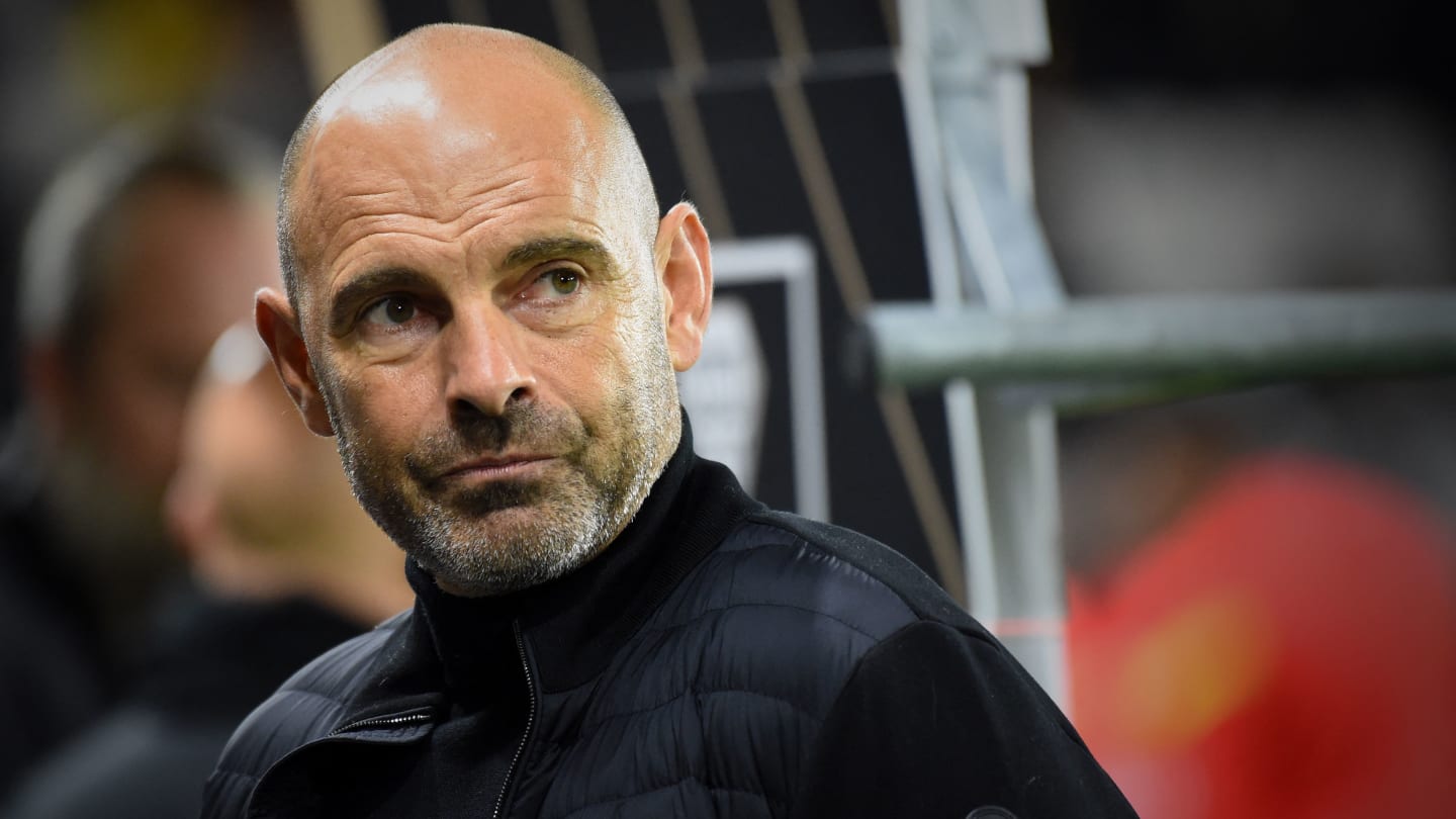 Ligue 1 : Angers évince son entraîneur, Gérald Baticle