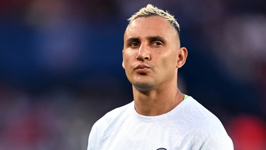 image0-2-jpeg PSG : Gianluigi Buffon vient au secours de Keylor Navas