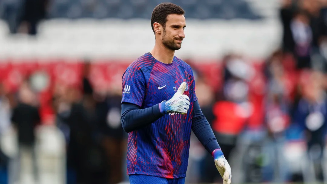 La drôle de mésaventure de Sergio Rico qui a fait fuir un cambrioleur après PSG - Auxerre.