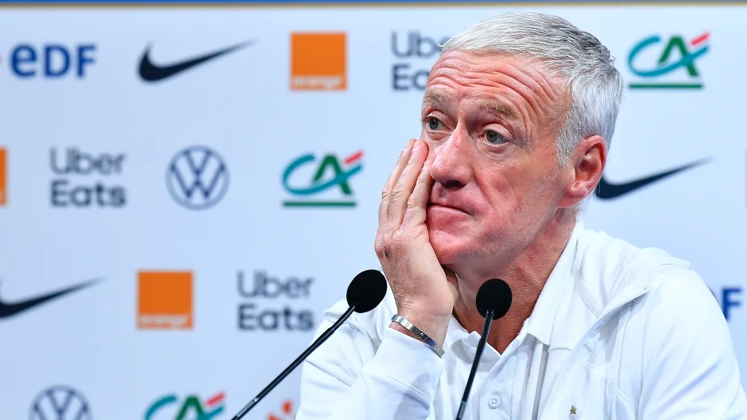 Un attaquant de l'équipe de France quitte l'entraînement sur blessure avant la Coupe du monde