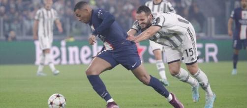Mbappé et le PSG deuxièmes de leur poule de Ligue des champions. 