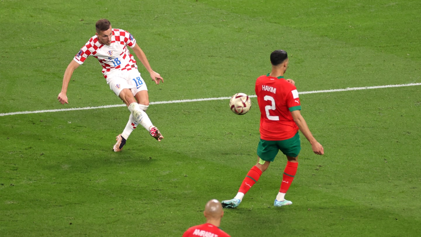 VIDÉO : L'incroyable frappe enroulée de Mislav Orsic face au Maroc