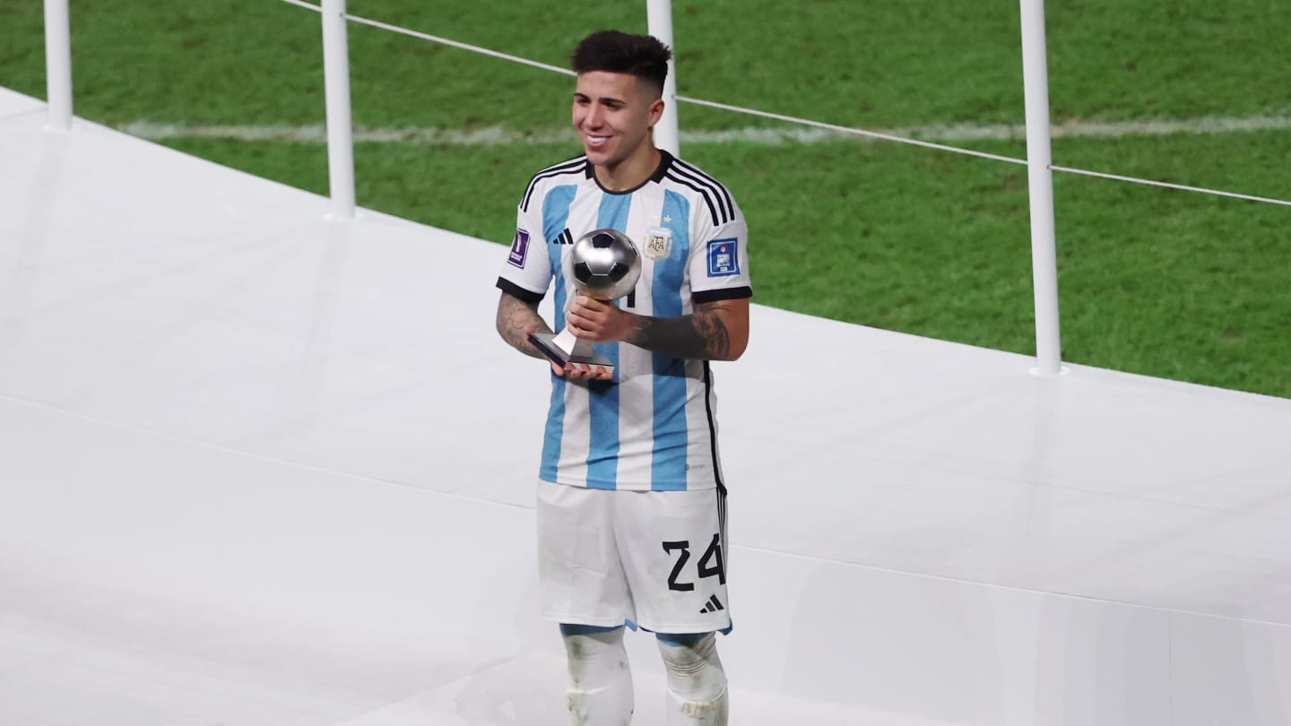 Coupe du monde 2022 : Enzo Fernandez élu meilleur jeune du Mondial