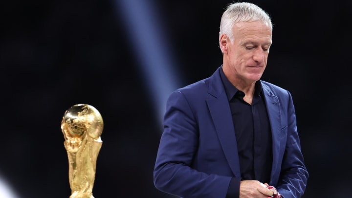 L'émotion de Didier Deschamps après la défaite de l'équipe de France en finale du Mondial contre l'Argentine