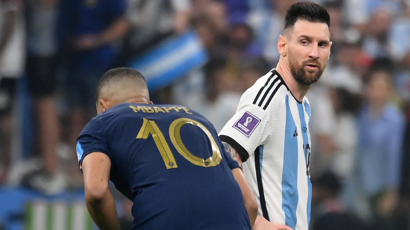 VIDEO : Le cadeau improbable reçu par Messi après avoir battu Mbappé et l'équipe de France en finale du Mondial