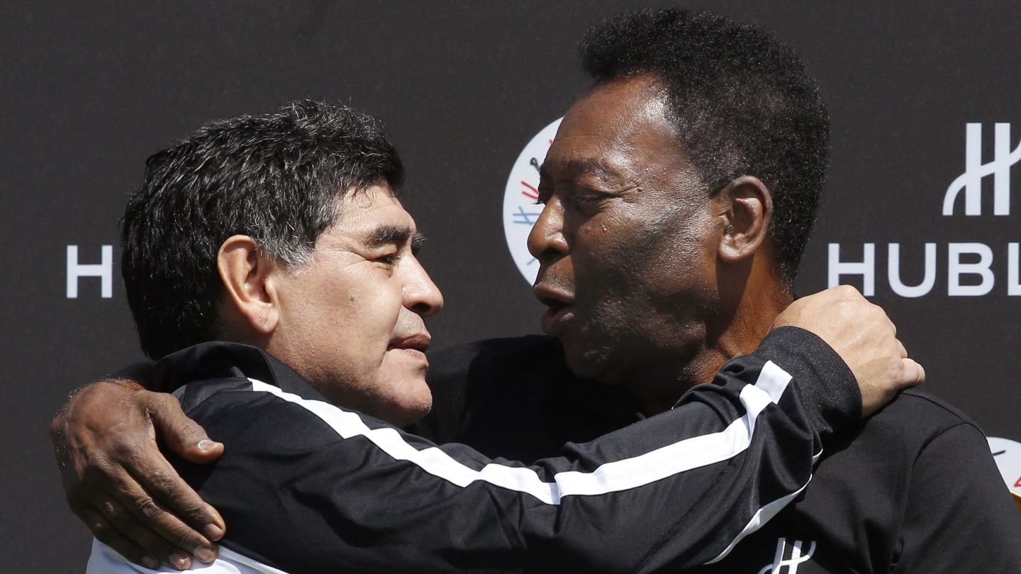 Pelé et Maradona se sont-ils déjà affrontés ?
