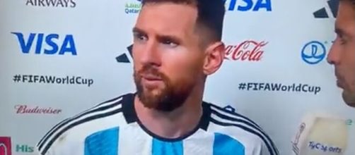 image0-109-jpeg Messi s'emporte contre un joueur des Pays-Bas en interview et remet en place Van Gaal