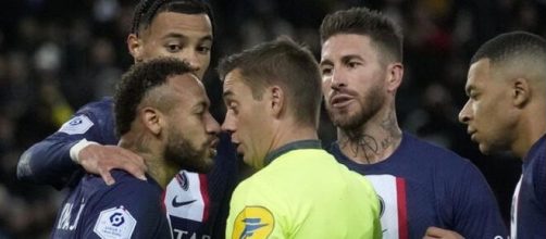 image0-324-jpeg Neymar se fait durement critiquer au Brésil