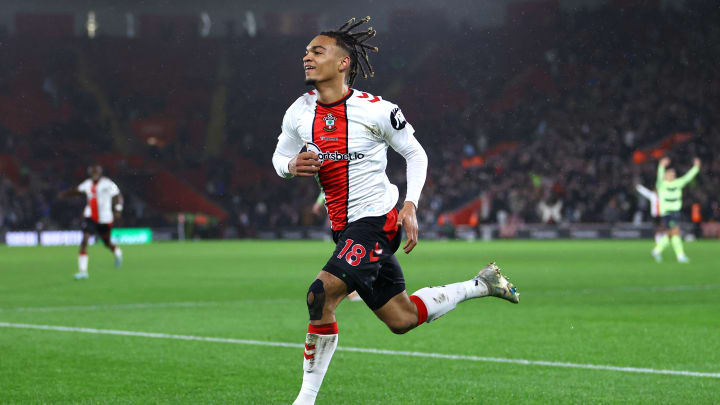 VIDEO : Le superbe but de Sékou Mara lors de Southampton - Manchester City