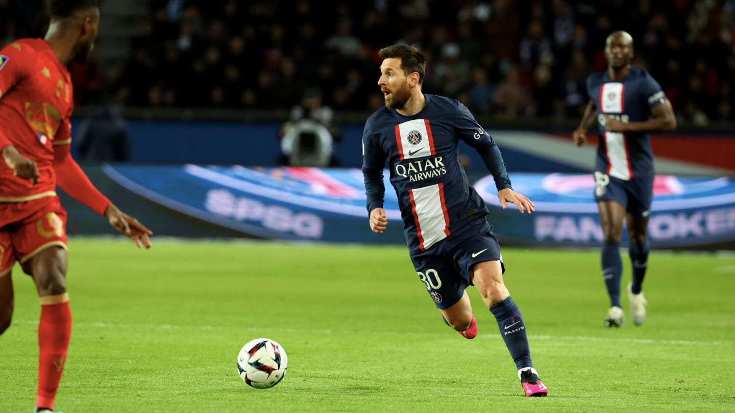 VIDEO : Le but de Lionel Messi avec le PSG face à Angers SCO