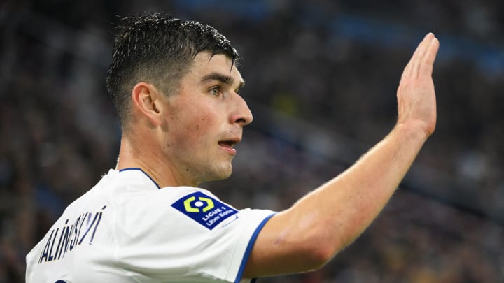 VIDEO : Le coup-franc sensationnel de Ruslan Malinovskyi sur le poteau