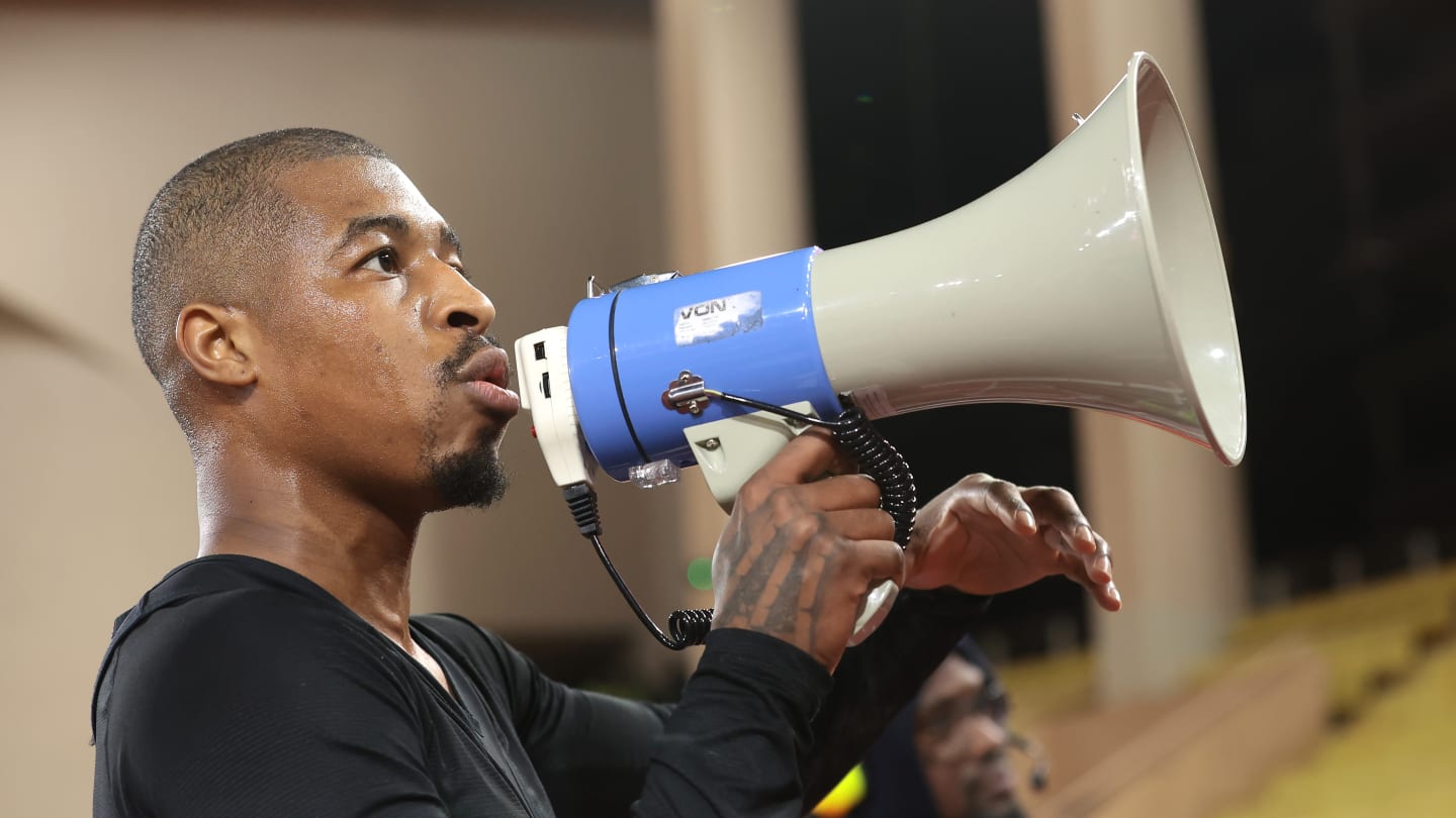 Quels sont les 6 joueurs du PSG qui sont allés voir les supporters après la défaite face à Monaco ?
