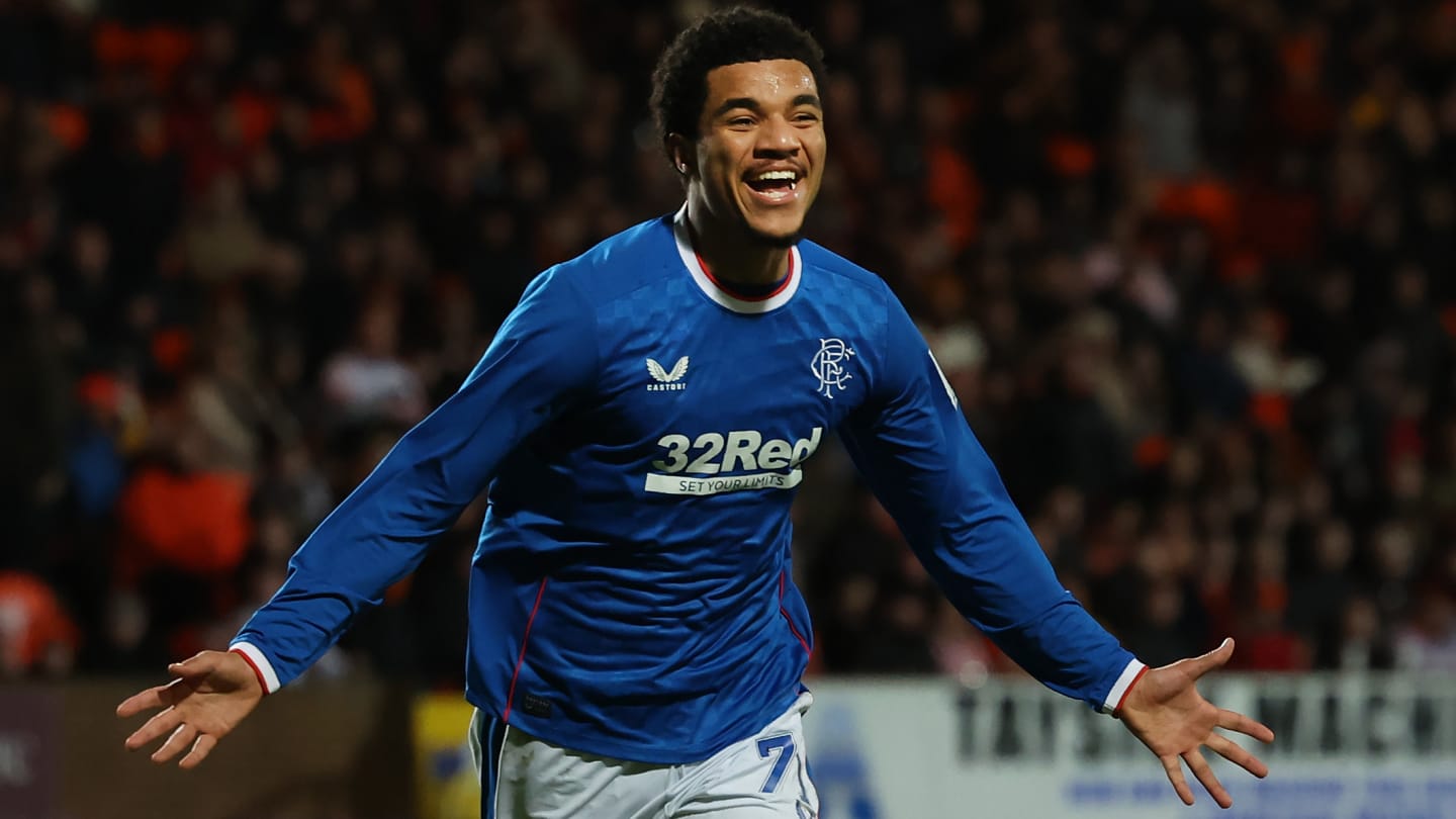 VIDEO : Le superbe geste de fair play des Glasgow Rangers qui laissent marquer l'adversaire après un but polémique