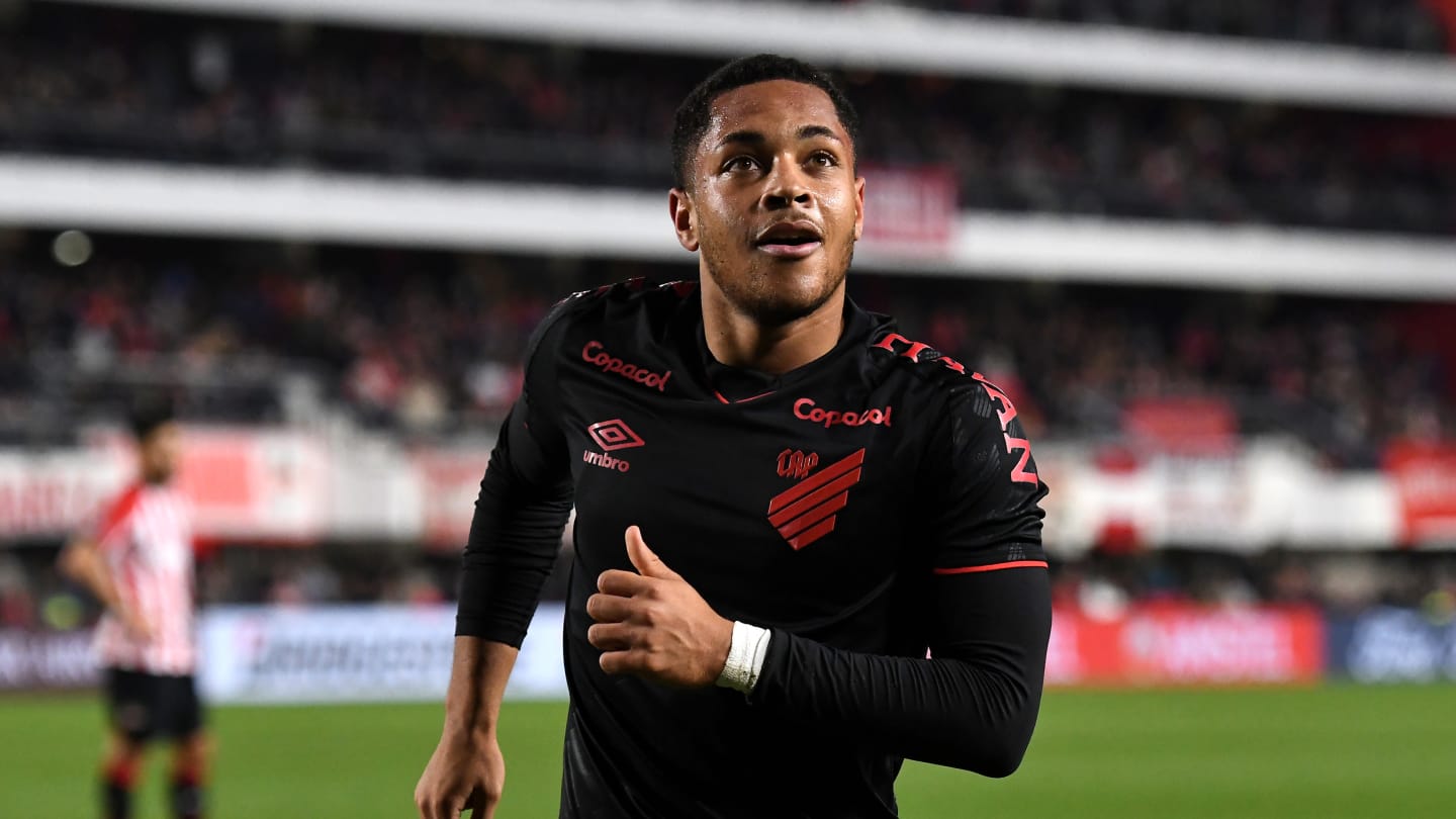 La stratégie du FC Barcelone pour signer Vitor Roque cet été