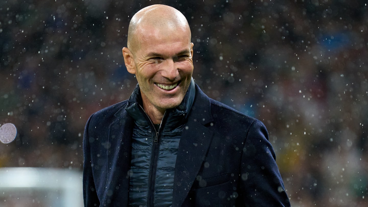 Un ancien joueur du PSG réclame l'arrivée de Zinedine Zidane pour remplacer Christophe Galtier