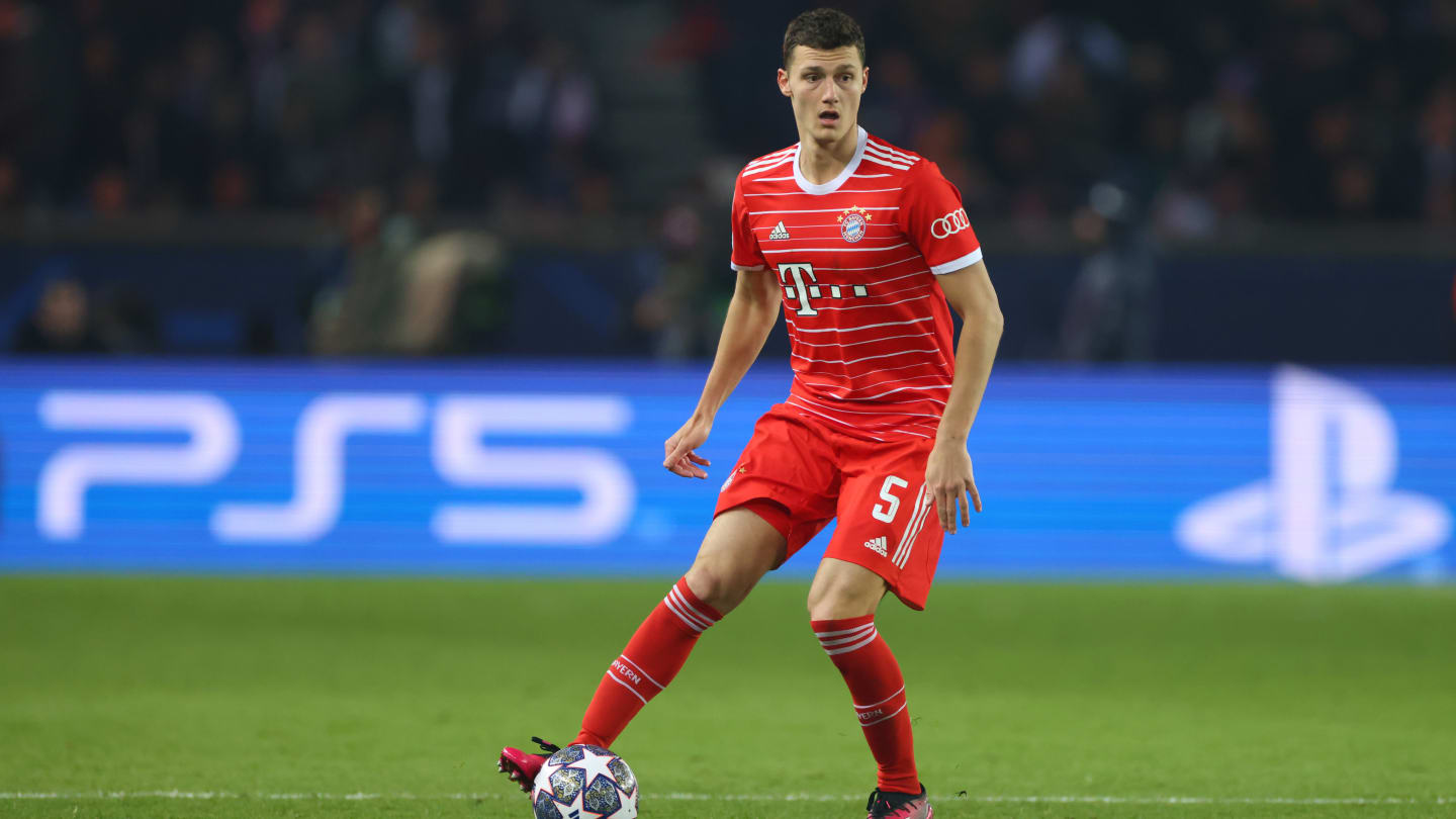 Mercato : Rebondissement de situation pour Benjamin Pavard qui s'éloigne du Barça