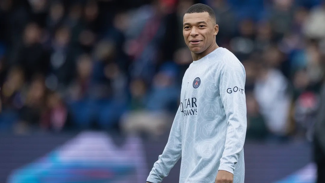 image0-125-jpeg Les chiffres de l'incroyable succès de l'entraînement ouvert au public du PSG avant le Classique face à l'OM