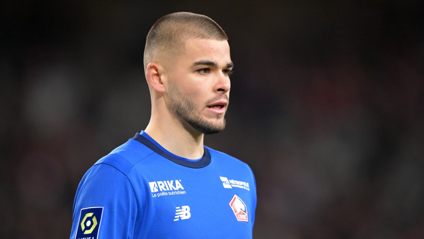 RC Lens - LOSC : Le magnifique hommage de Lucas Chevalier à Brice Samba