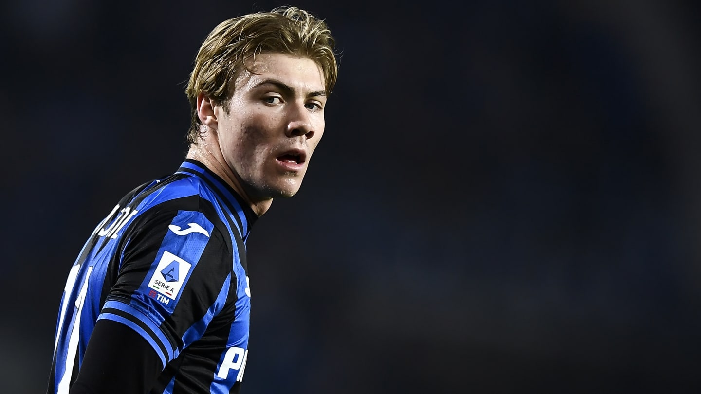 PORTRAIT : Qui est Rasmus Højlund , la nouvelle pépite suédoise de l'attaque de l'Atalanta Bergame