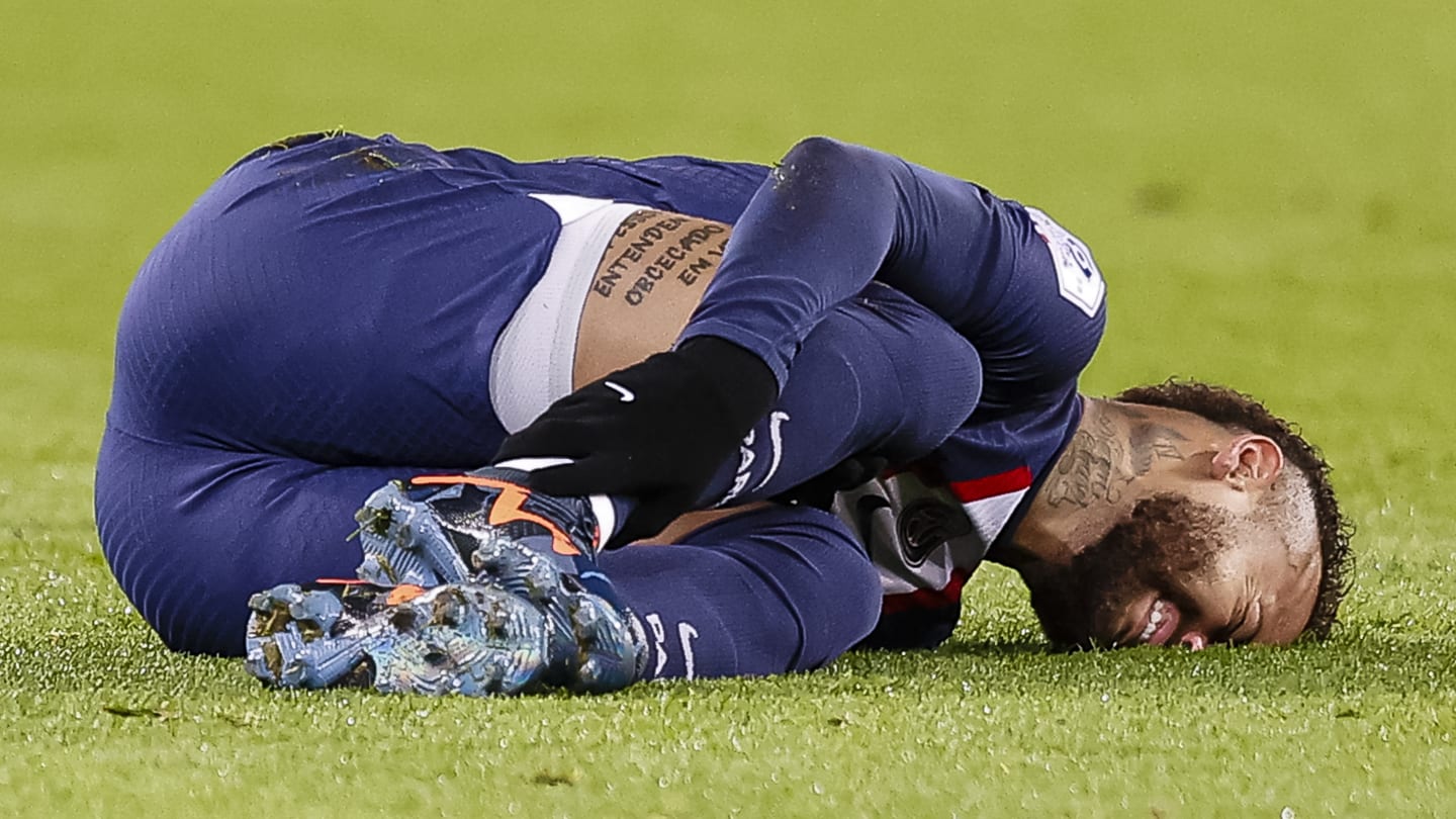 OFFICIEL : Neymar forfait jusqu'à la fin de la saison avec le PSG