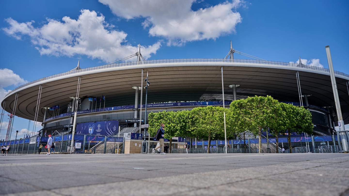 Le PSG va faire une offre de rachat pour le Stade de France