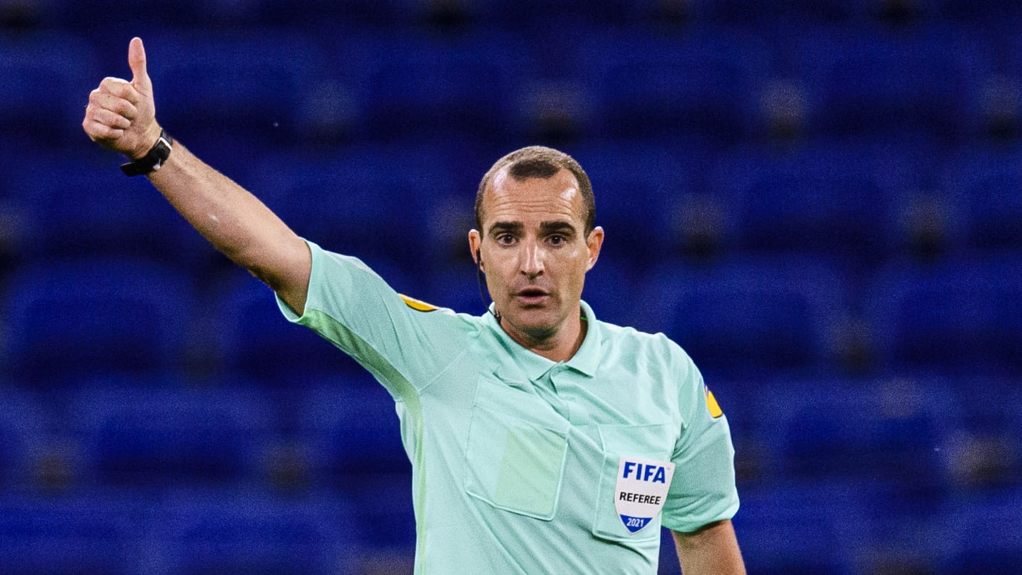 VIDEO : La belle séquence de la sonorisation de l'arbitre Benoît Millot lors de OL - Nantes