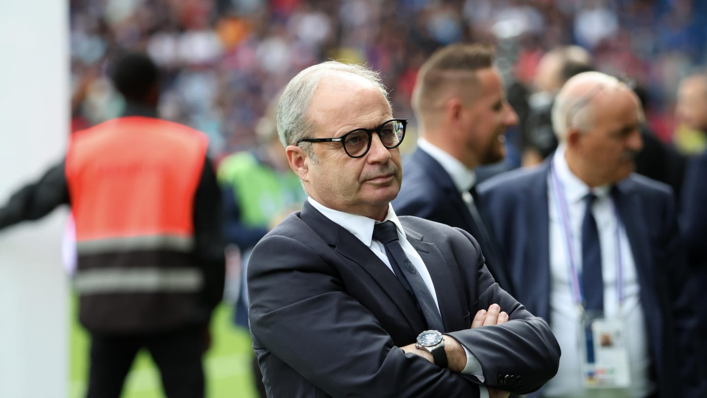 Luis Campos et le PSG se seraient positionnés sur un joueur de Fulham