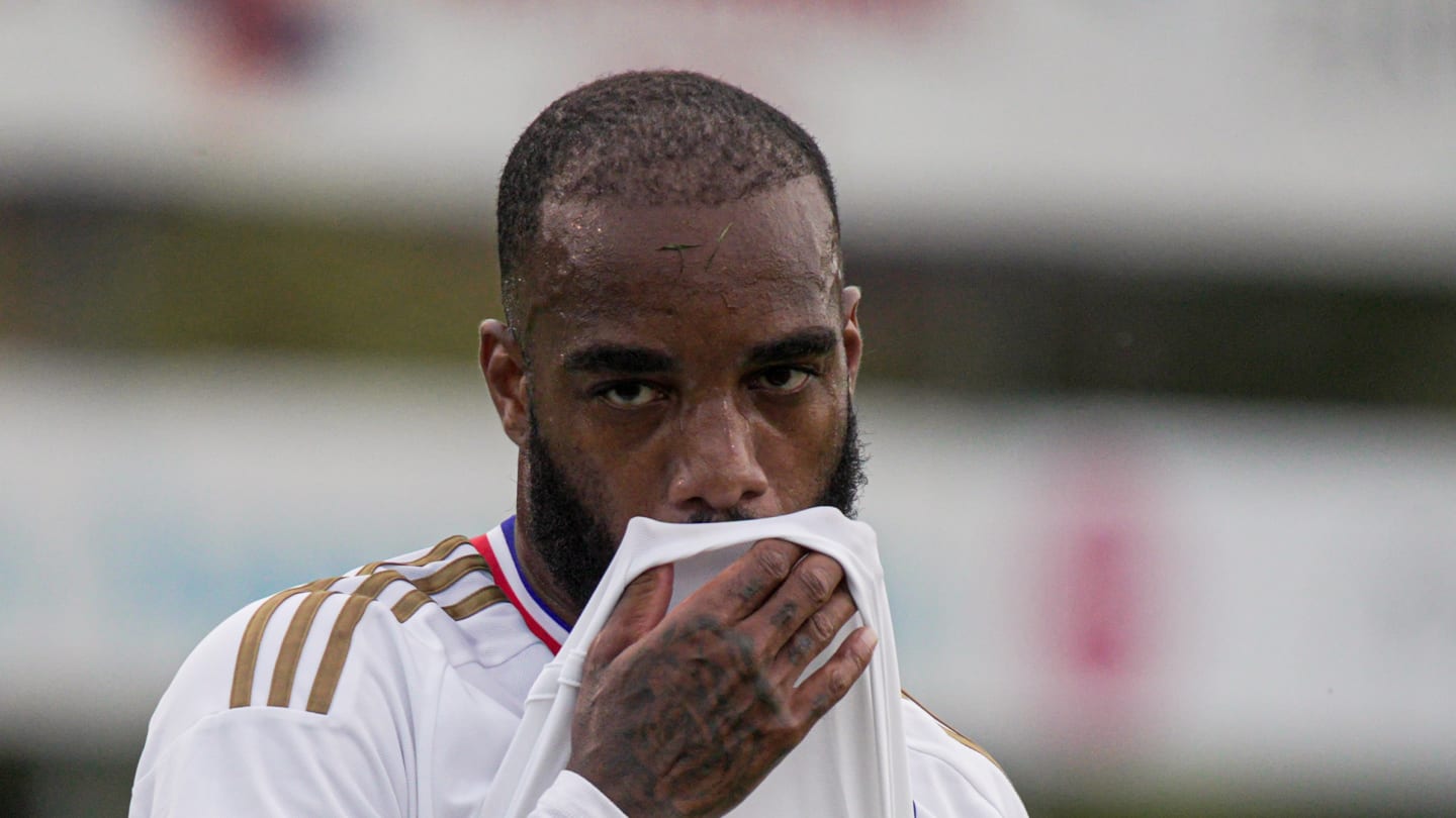 Alexandre Lacazette, ligue 1, lorient, ol, Olympique Lyonnais retour de Lacazette 
