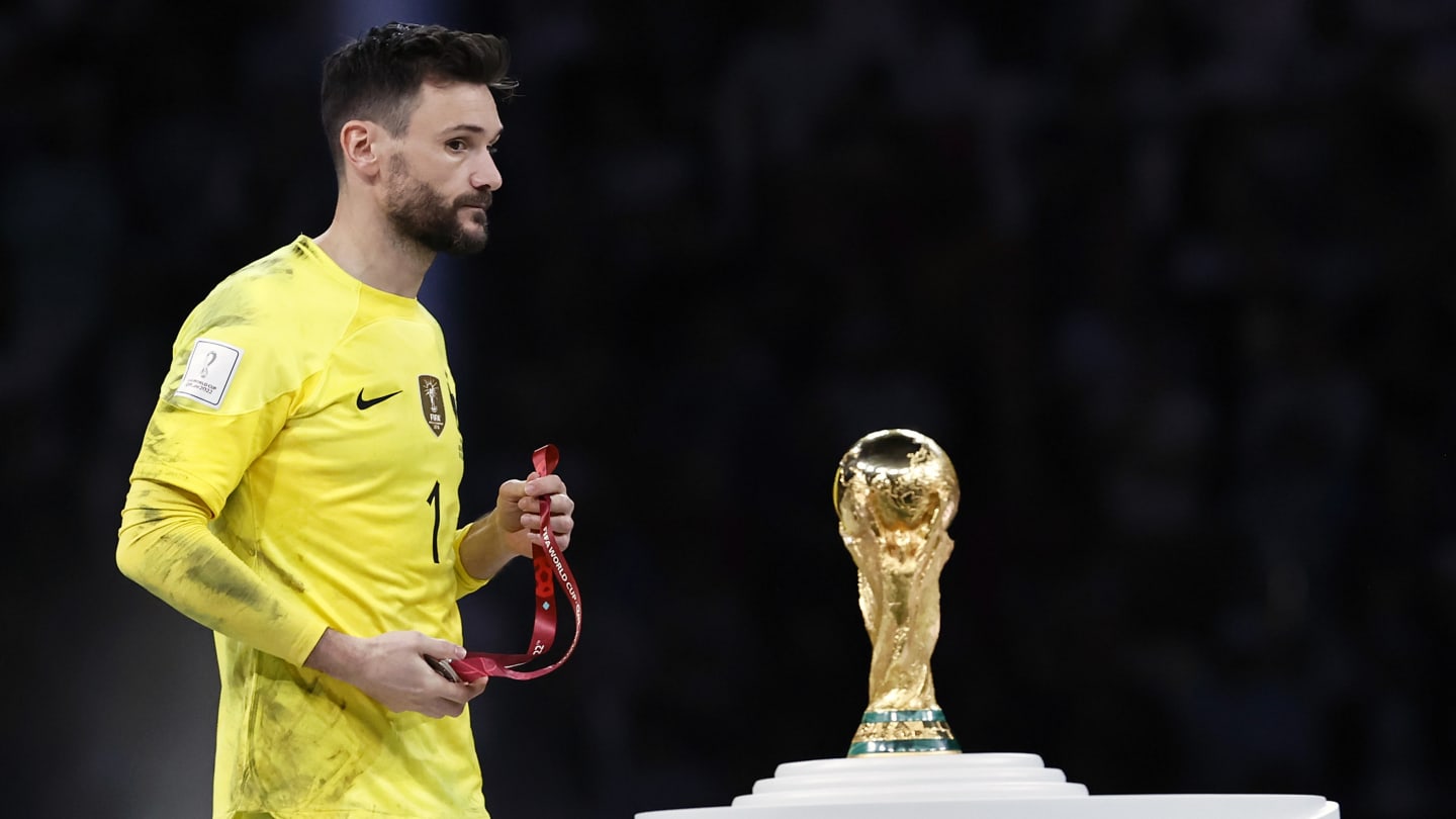 Hugo Lloris pense encore à la Coupe du Monde