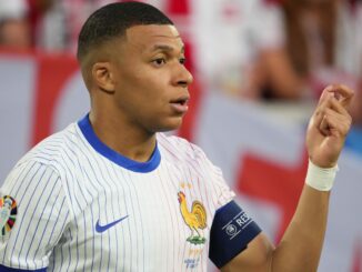 Le nez cassé de Mbappé