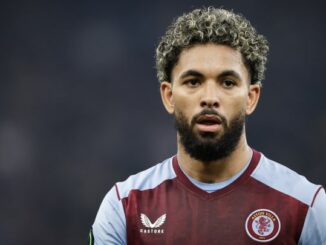 Douglas Luiz Rejoint la Juventus