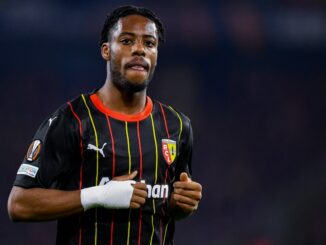 Mercato RC Lens, Elye Wahi