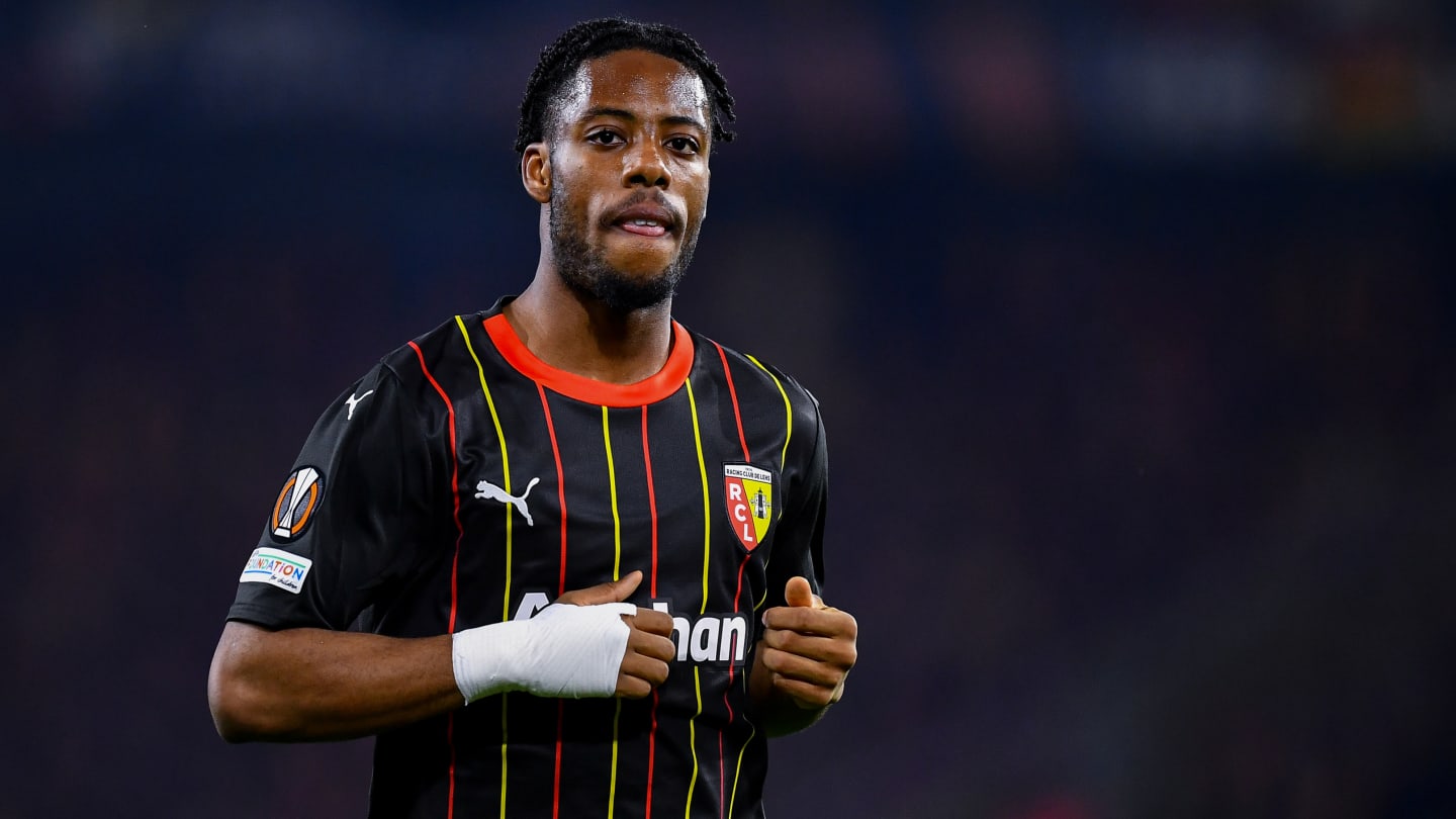 Mercato RC Lens, Elye Wahi