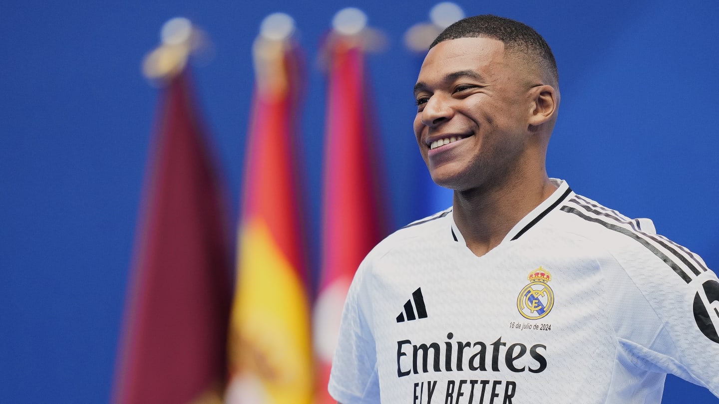 mbappé real madrid (officiel),mbappé real madrid 2024,mbappé real madrid maillot,mbappé real madrid presentation,mbappé real madrid numéro,mbappé real madrid date