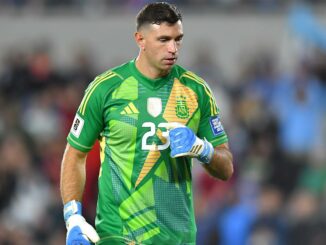 emiliano martinez,emiliano martinez cameraman